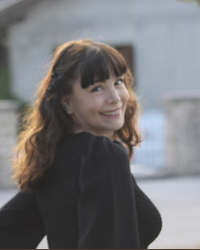 Stéphanie Molya